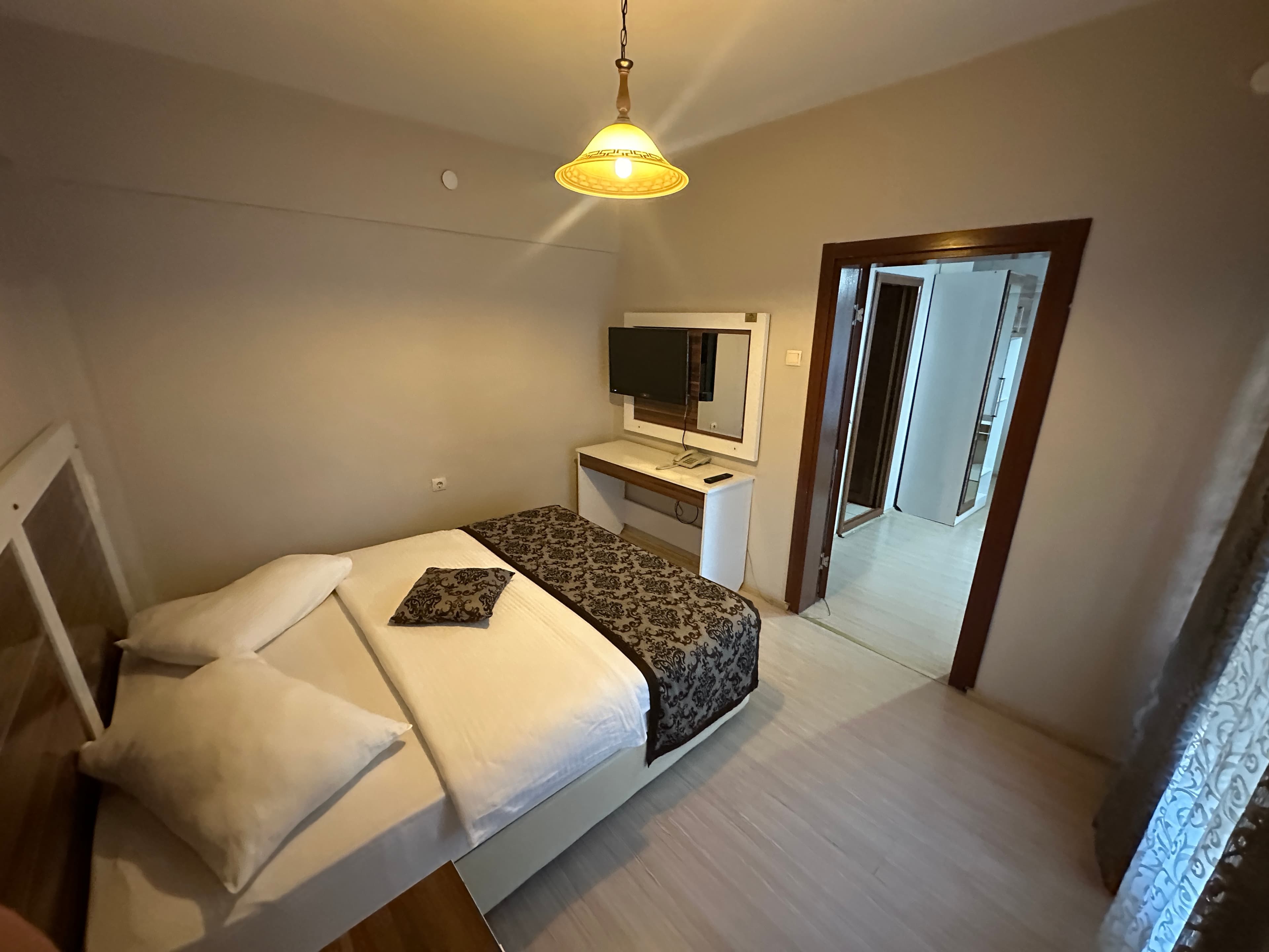 1+1 Bağlantılı Suit Oda 2