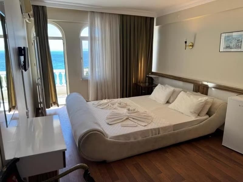 Deniz Manzaralı Oda 1