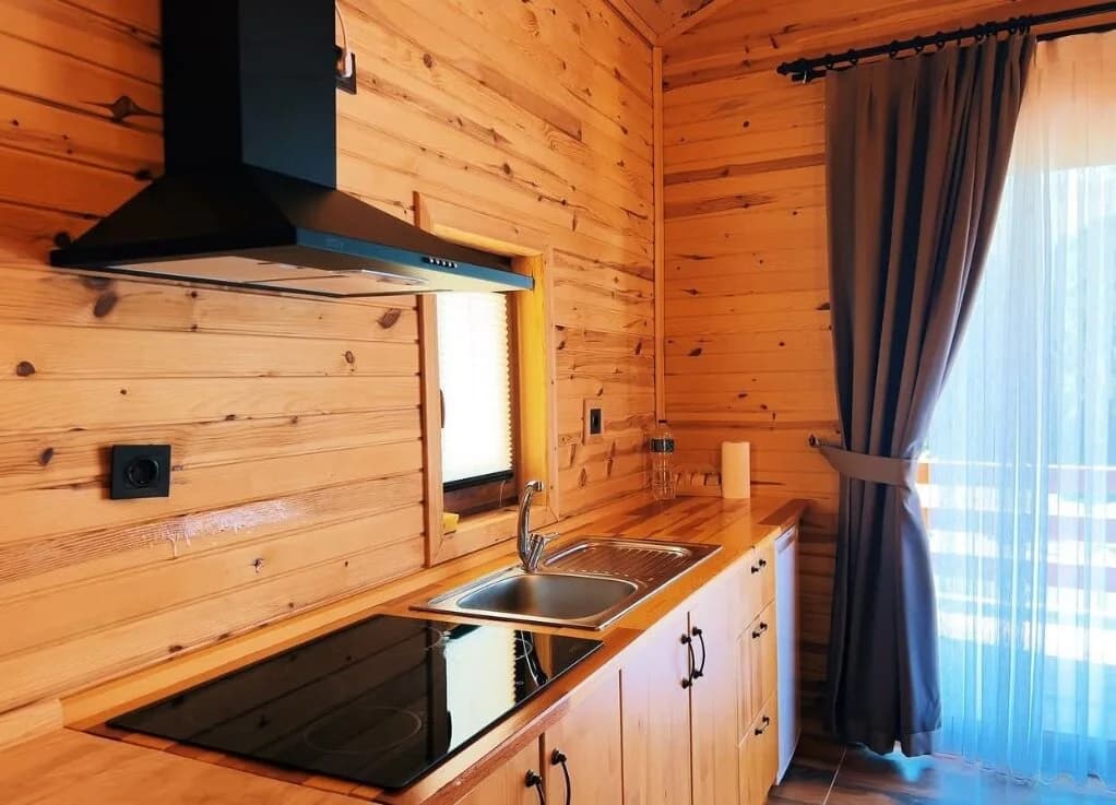 Şömineli Deluxe Bungalow Oda 2