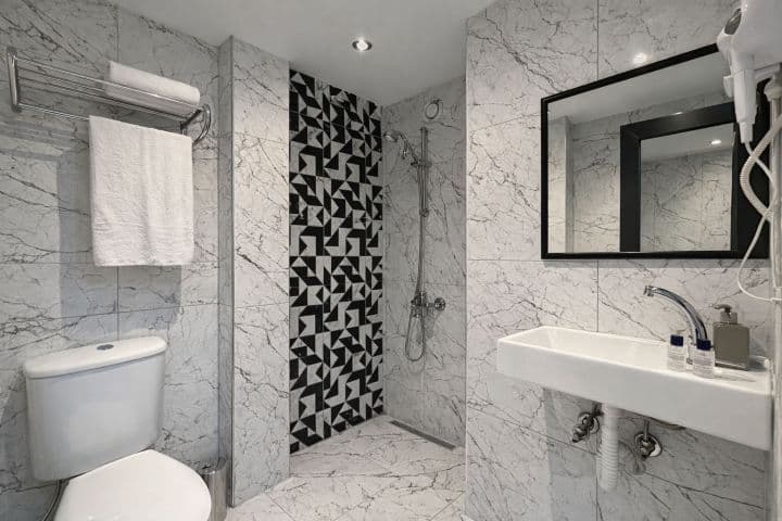 Ekonomik Double Oda	 4