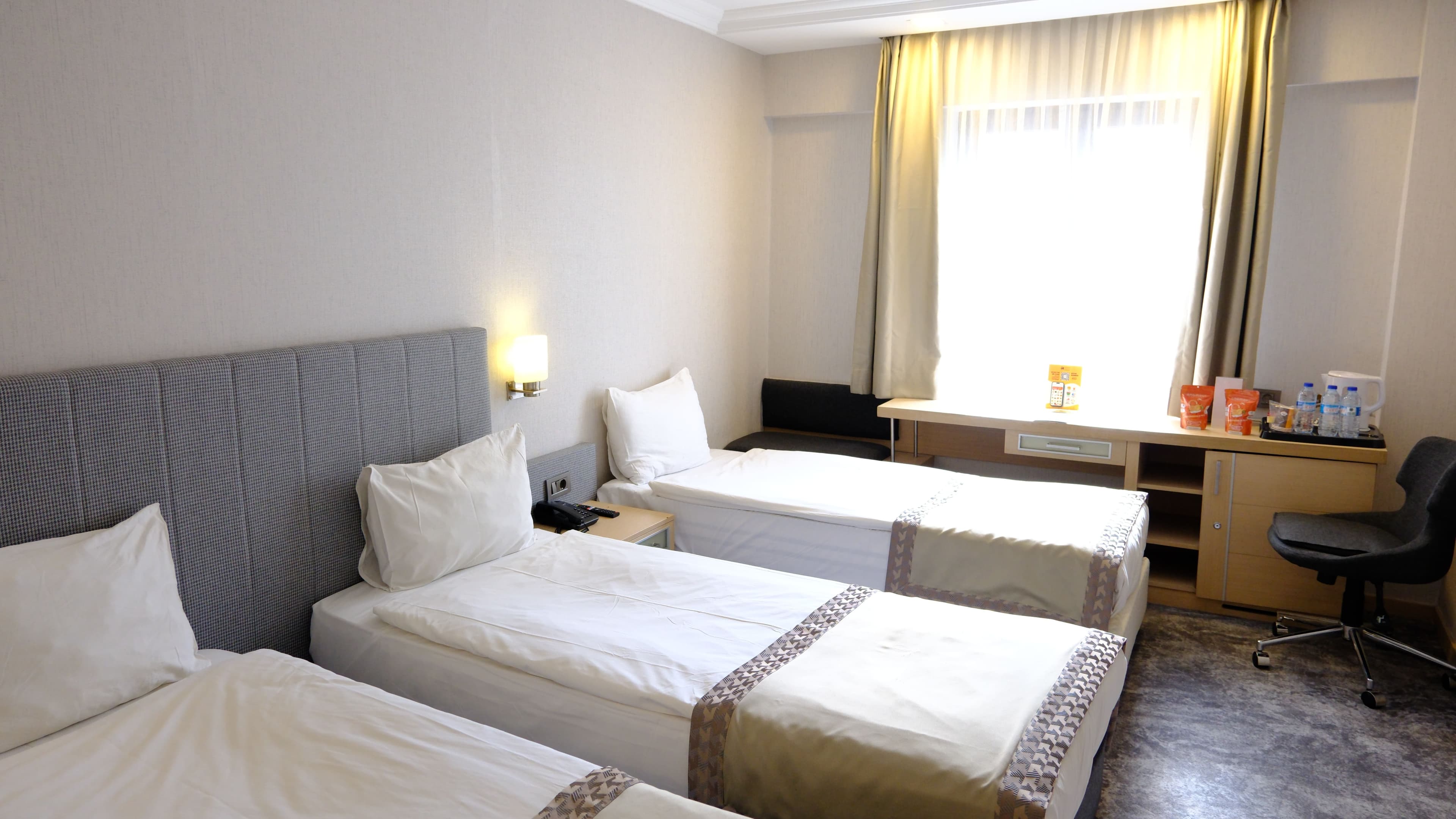 STANDART 3 KİŞİLİK ODA - TRIPLE ROOM 1