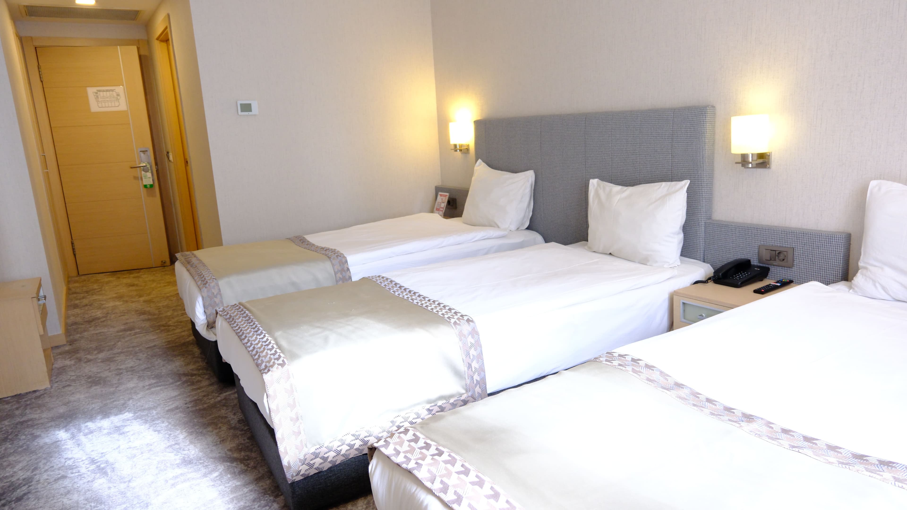 STANDART 3 KİŞİLİK ODA - TRIPLE ROOM 2