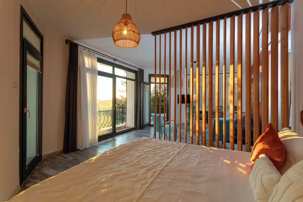 King Suite, Deniz Manzaralı, Jakuzili ve Balkonlu 1