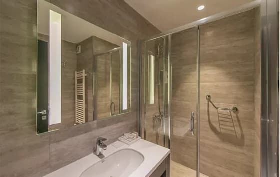 Blokajı Tesise Ait Fırsat Oda 4