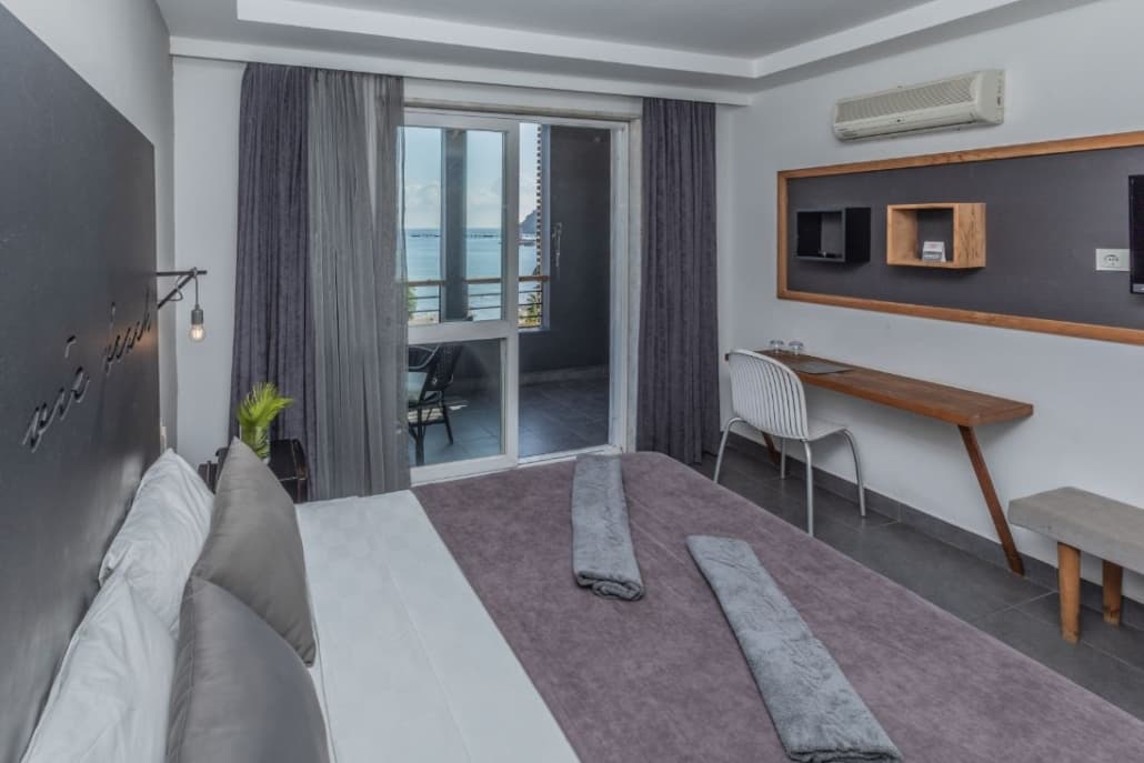 Deluxe Suite Deniz Manzaralı Ana Bina 1