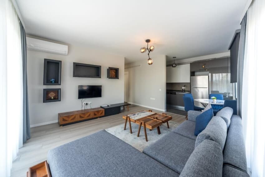 2+1 Executive Suite 2