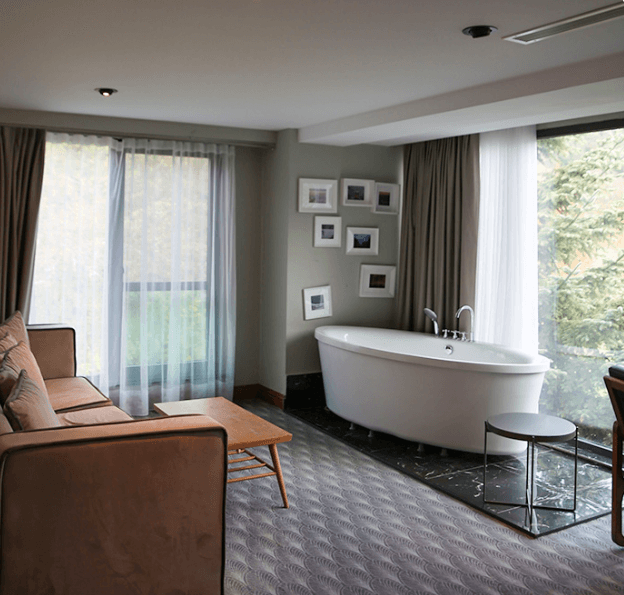 Suite 2