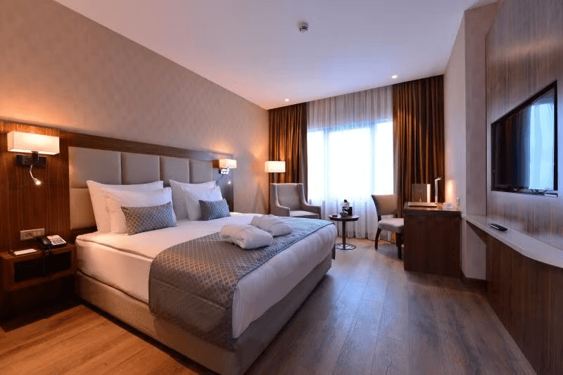 Business Room 3
