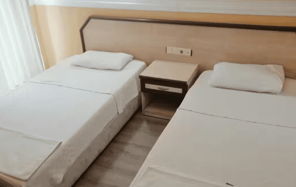 Standart Üç Kişilik Oda 1