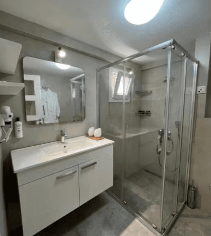 TRIPLE ROOM 4