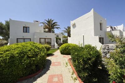 Havuz Manzaralı Oda 2