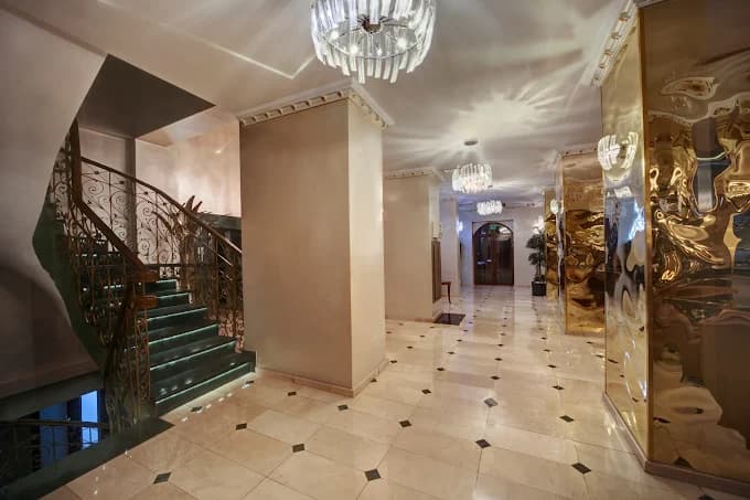 Stargate Hotel & Spa-7