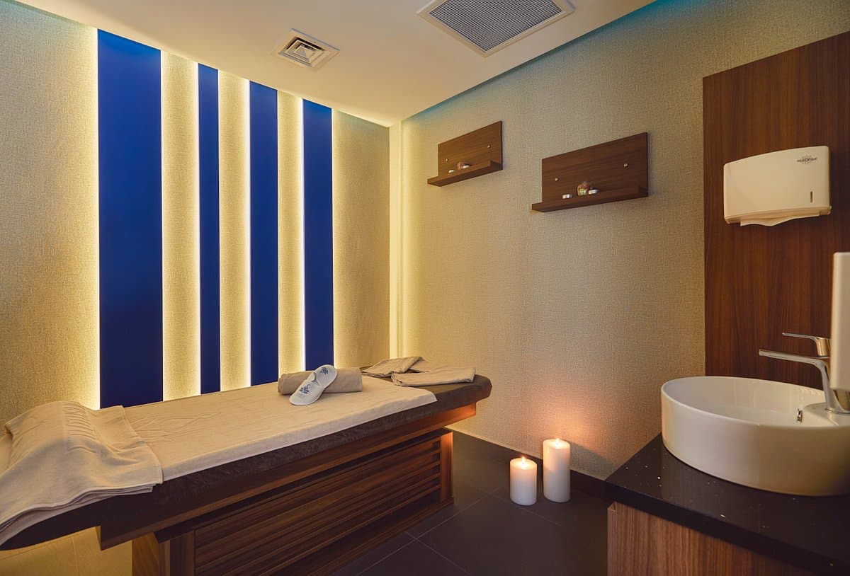 Ft Lotus Thermal Hotel & Spa Trademark Collection by Wyndham-34