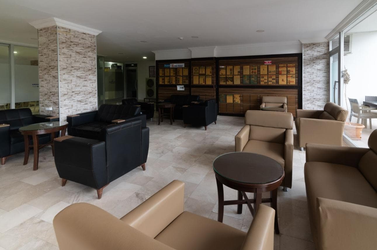 Grand Hotel Derin-13