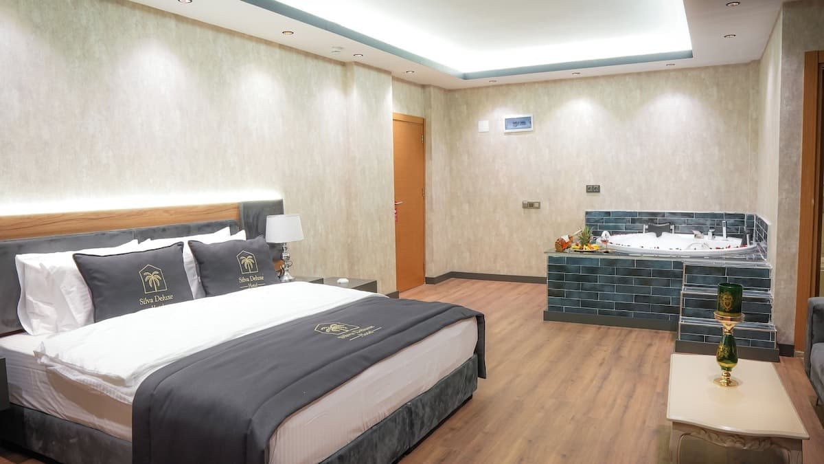 Silva Deluxe Hotel-1