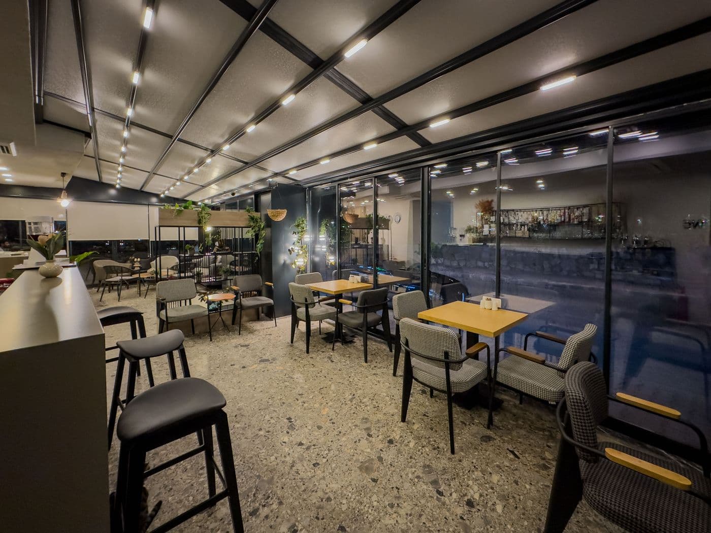 Leaf River Suites-19