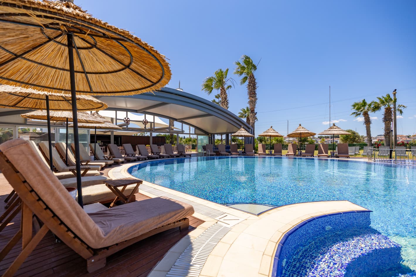 Sisus Marina Hotel-11