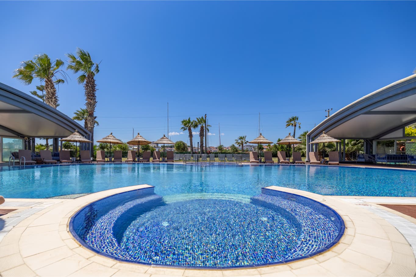 Sisus Marina Hotel-12