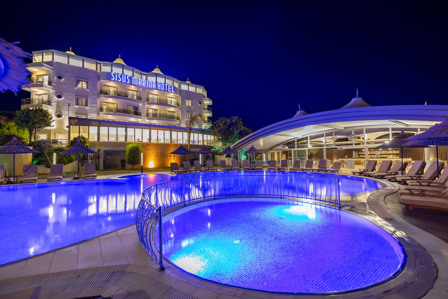 Sisus Marina Hotel-0