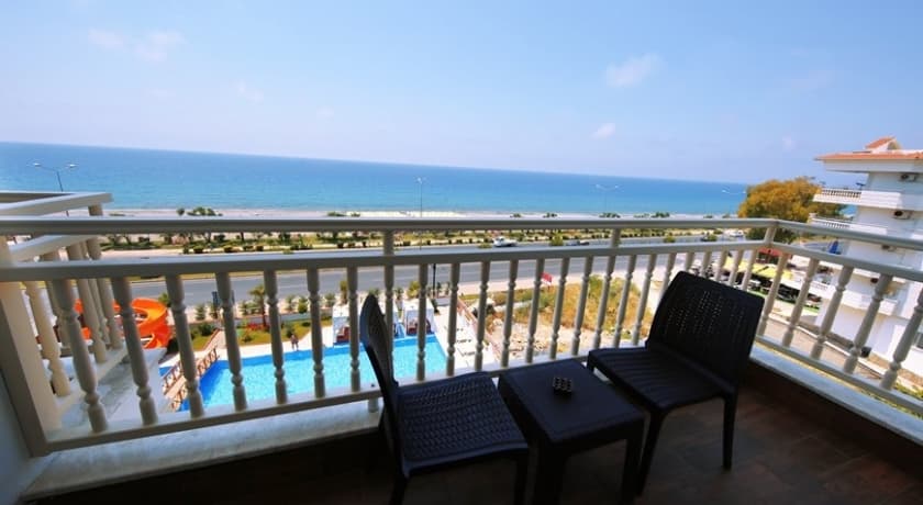 Sey Beach Hotel & Spa-3