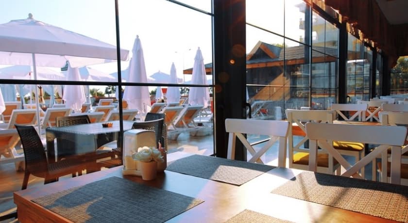 Sey Beach Hotel & Spa-36