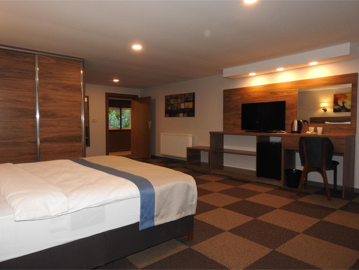 Feel & Live Hotel Villas-1