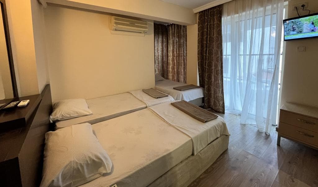 Romeo Beach Otel -19