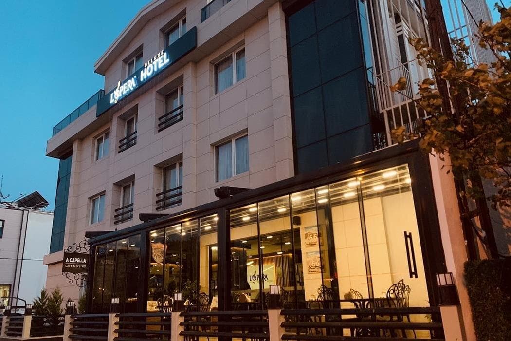 Lopera Deluxe Hotel-21