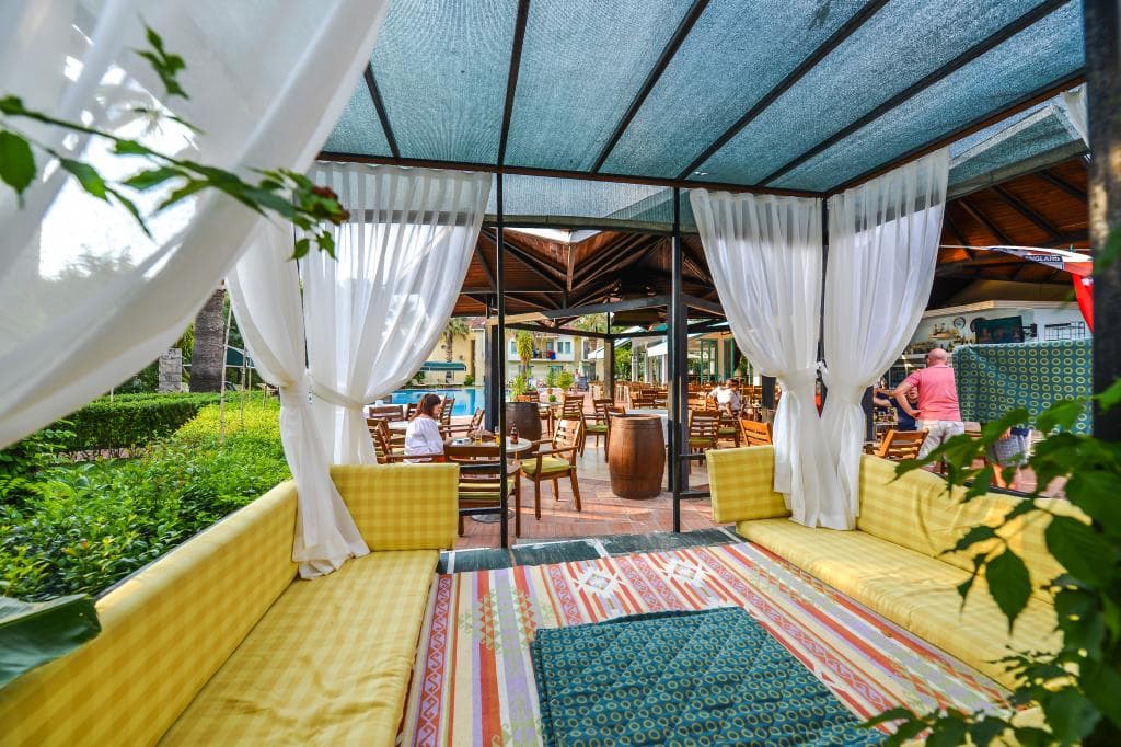 Rebin Beach Hotel-11