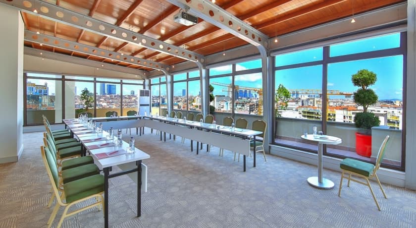 Ramada By Wyndham İstanbul Taksim-39