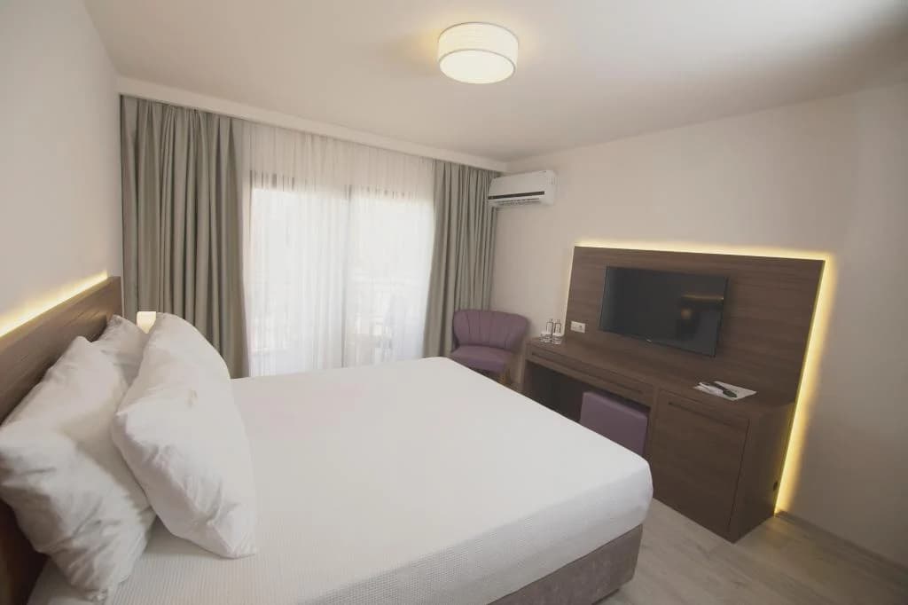 Neopol Hotel Deluxe-17