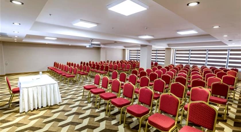 Shimall Deluxe Hotel-42