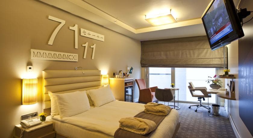 Ramada By Wyndham Istanbul Pera-18