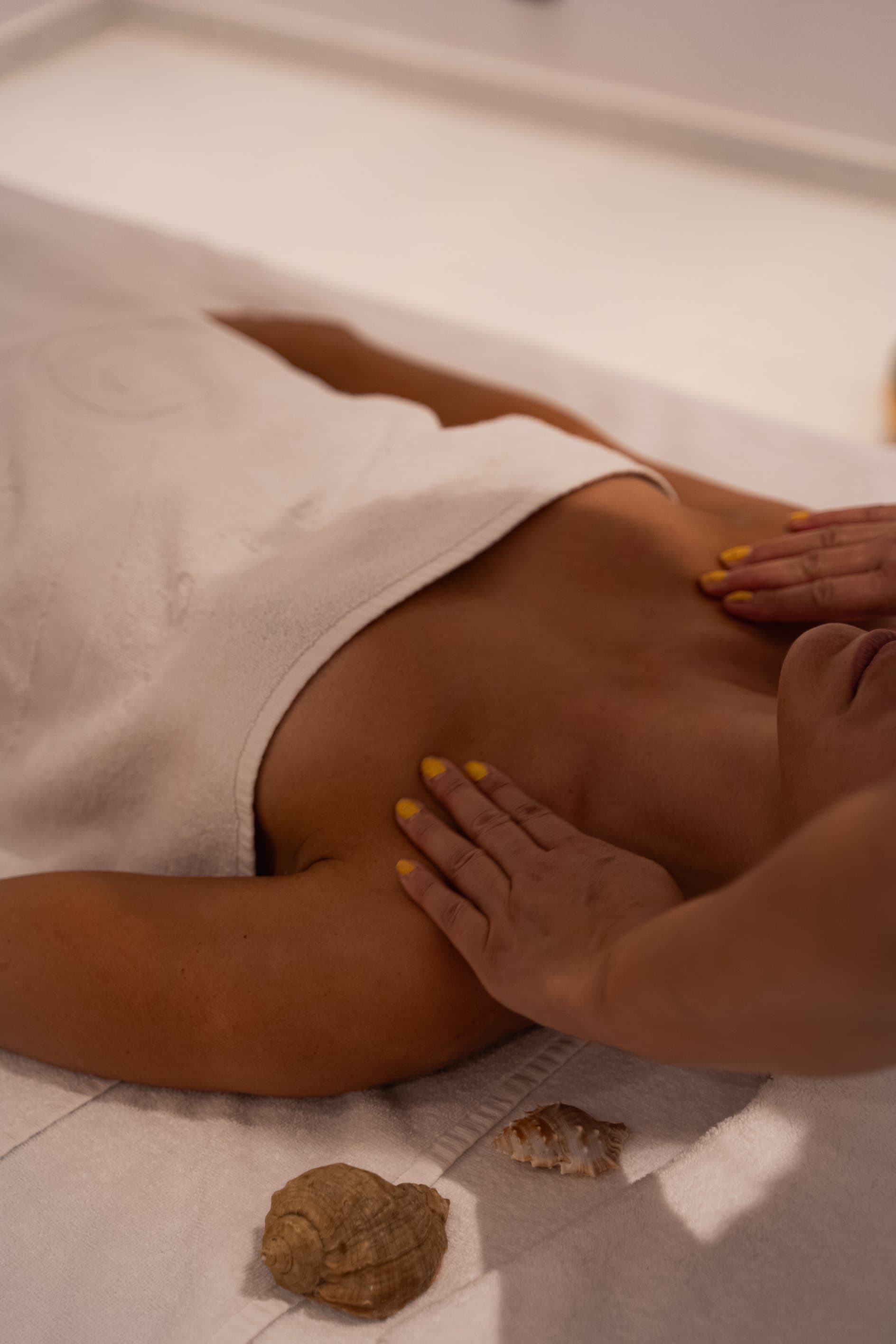 Lures Hotel & Beach Club-7