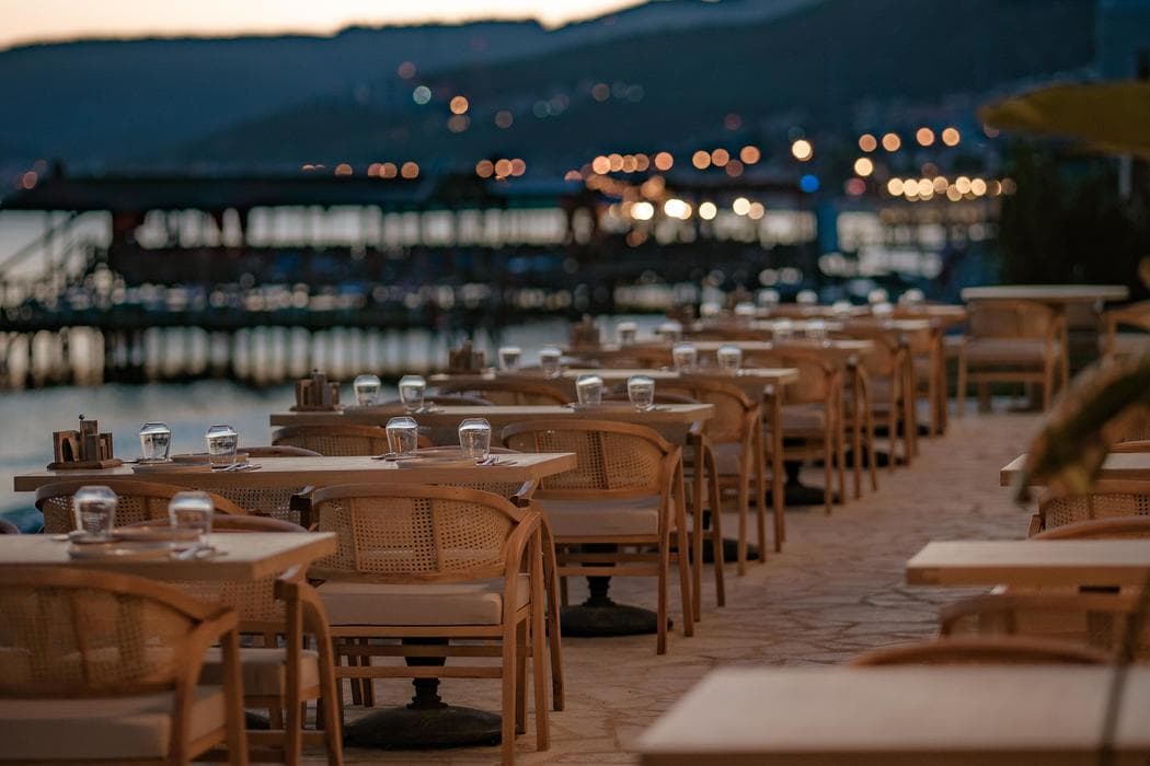 Glenn Hotel & Beach-3