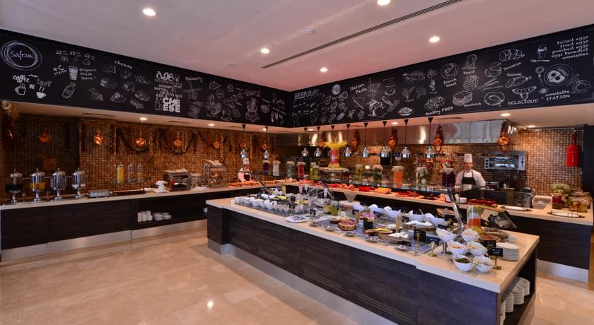 Clarion Hotel Istanbul Mahmutbey-resim-2