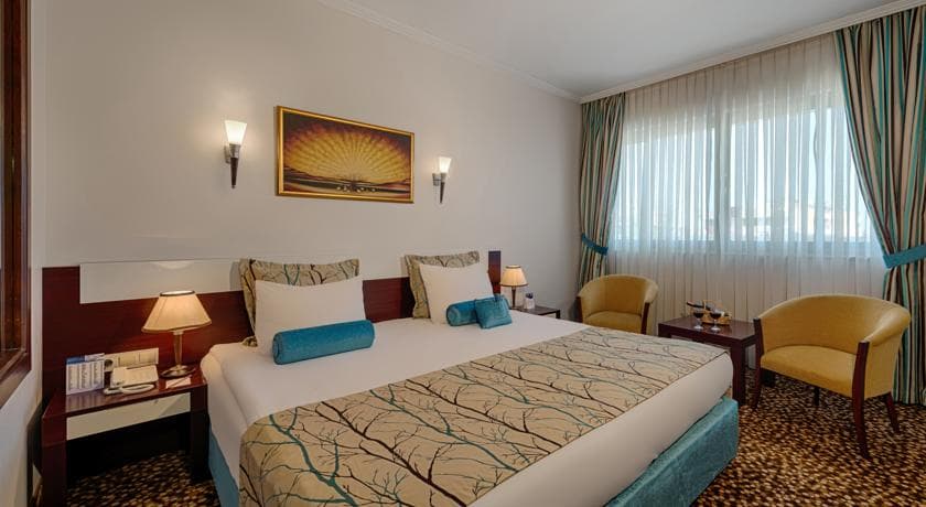 Best Western Plus Khan Hotel-1