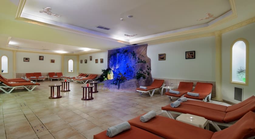 Larissa Sultans Beach-14