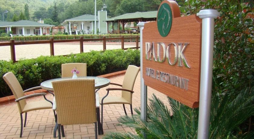 Padok Premium Hotel and Stables-9