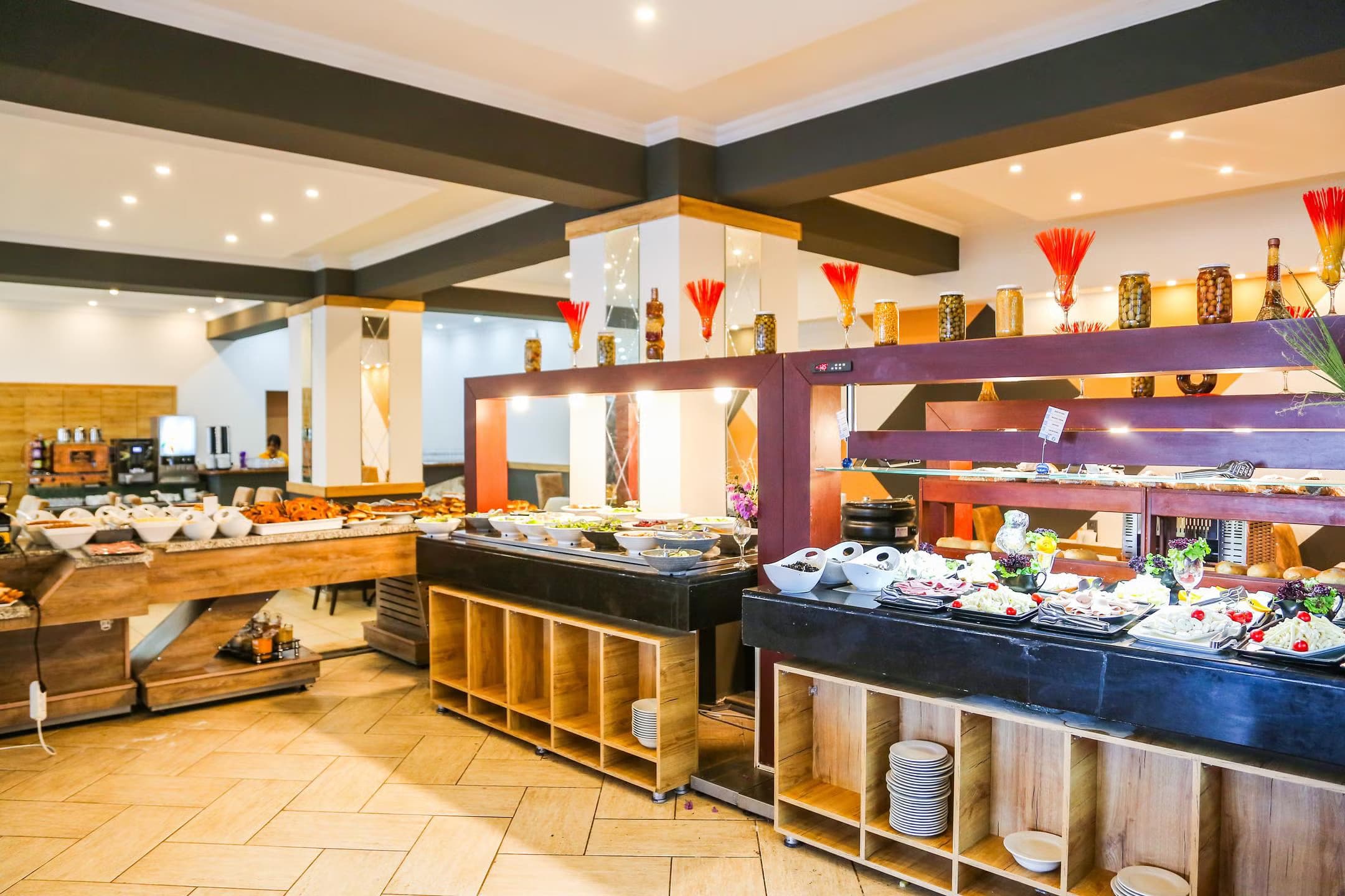 Tropical Deluxe Hotel-114