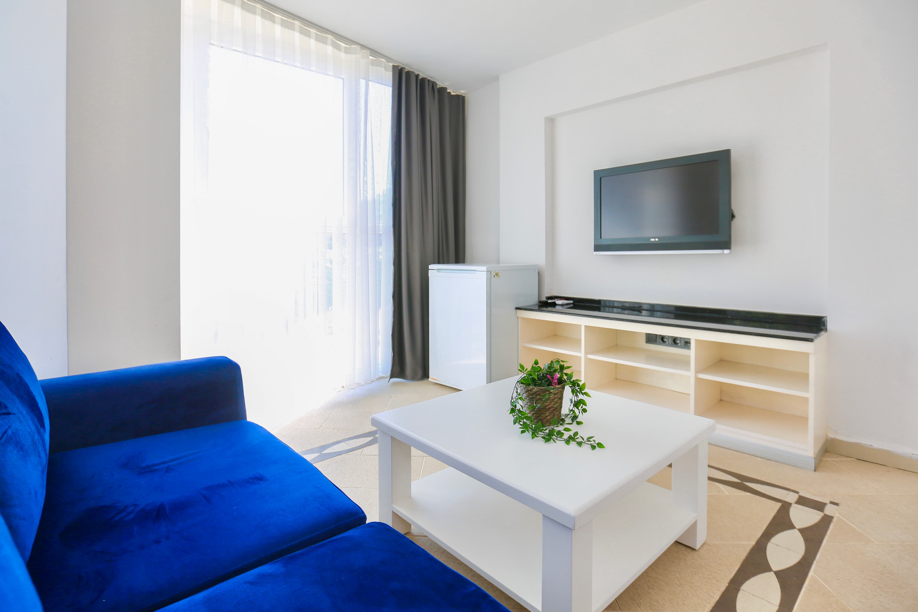 Tropical Deluxe Hotel-89