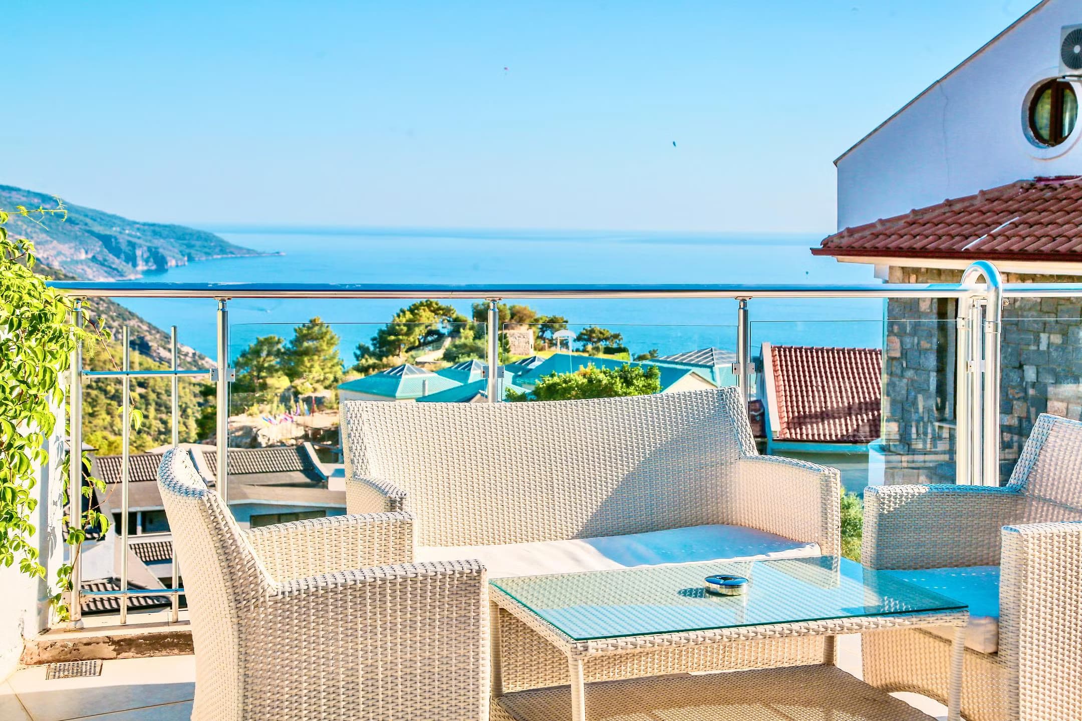 Tropical Deluxe Hotel-126