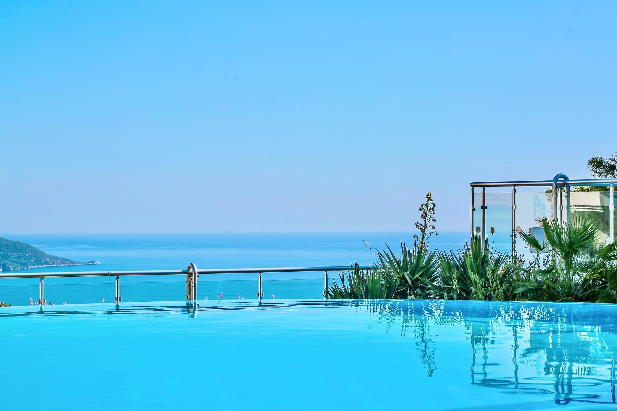 Tropical Deluxe Hotel-125