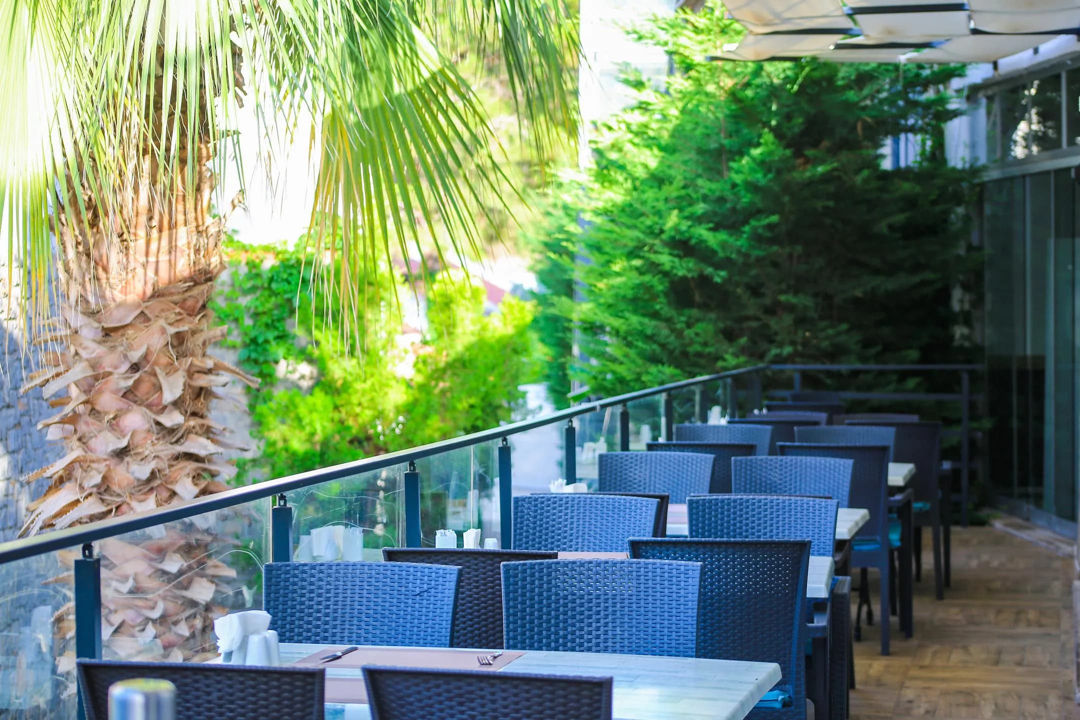 Tropical Deluxe Hotel-33