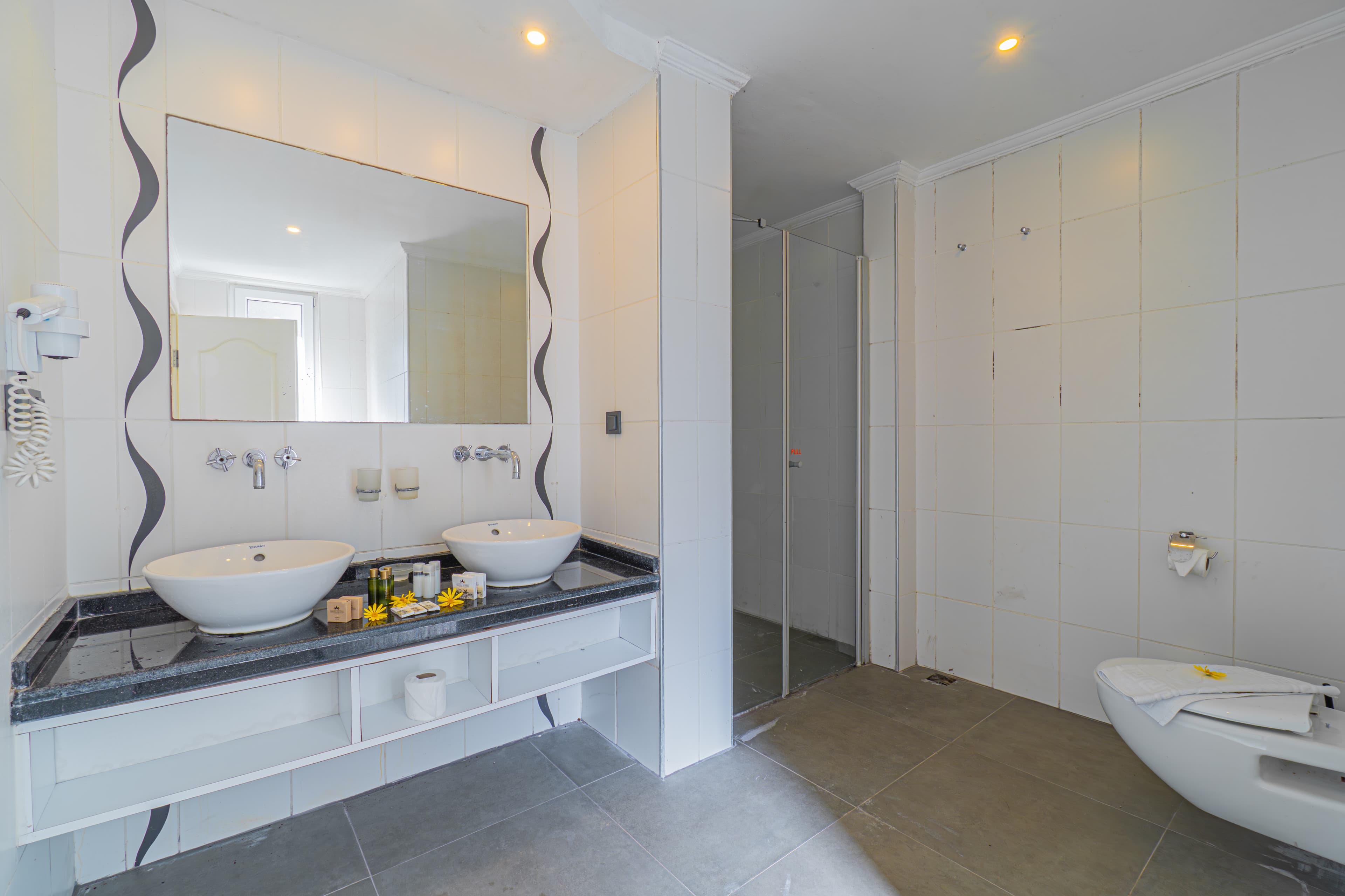 Tropical Deluxe Hotel-17