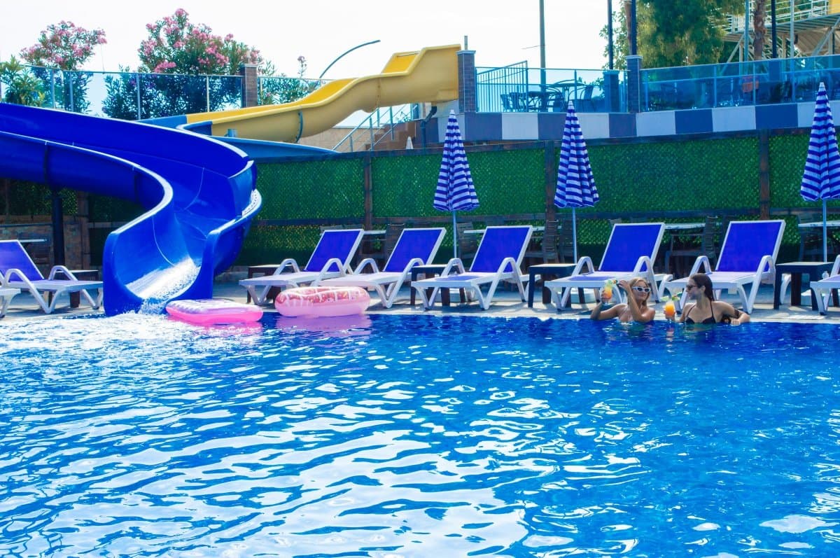 Relax Beach Hotel-11