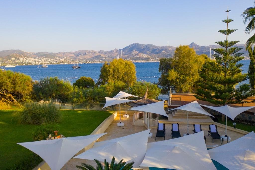 Farrys Boutique Hotel & Beach Club-19