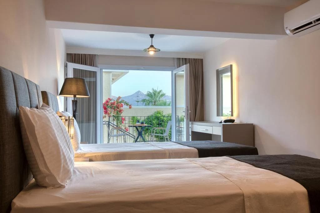 Farrys Boutique Hotel & Beach Club-30