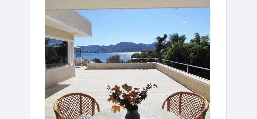 Farrys Boutique Hotel & Beach Club-10