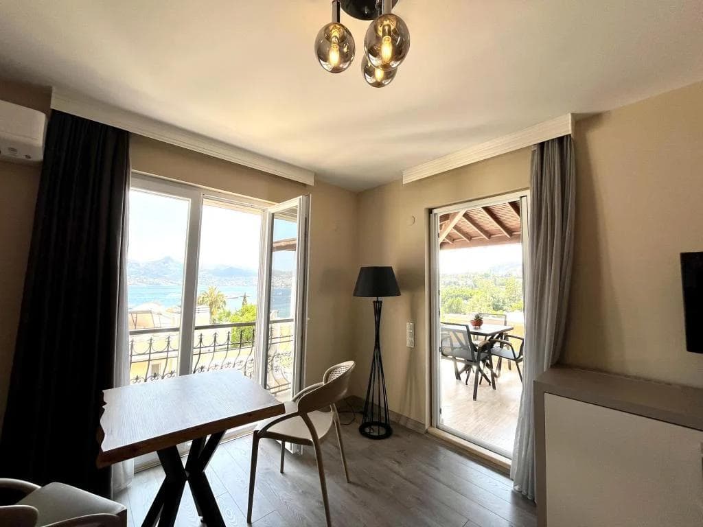 Farrys Boutique Hotel & Beach Club-33